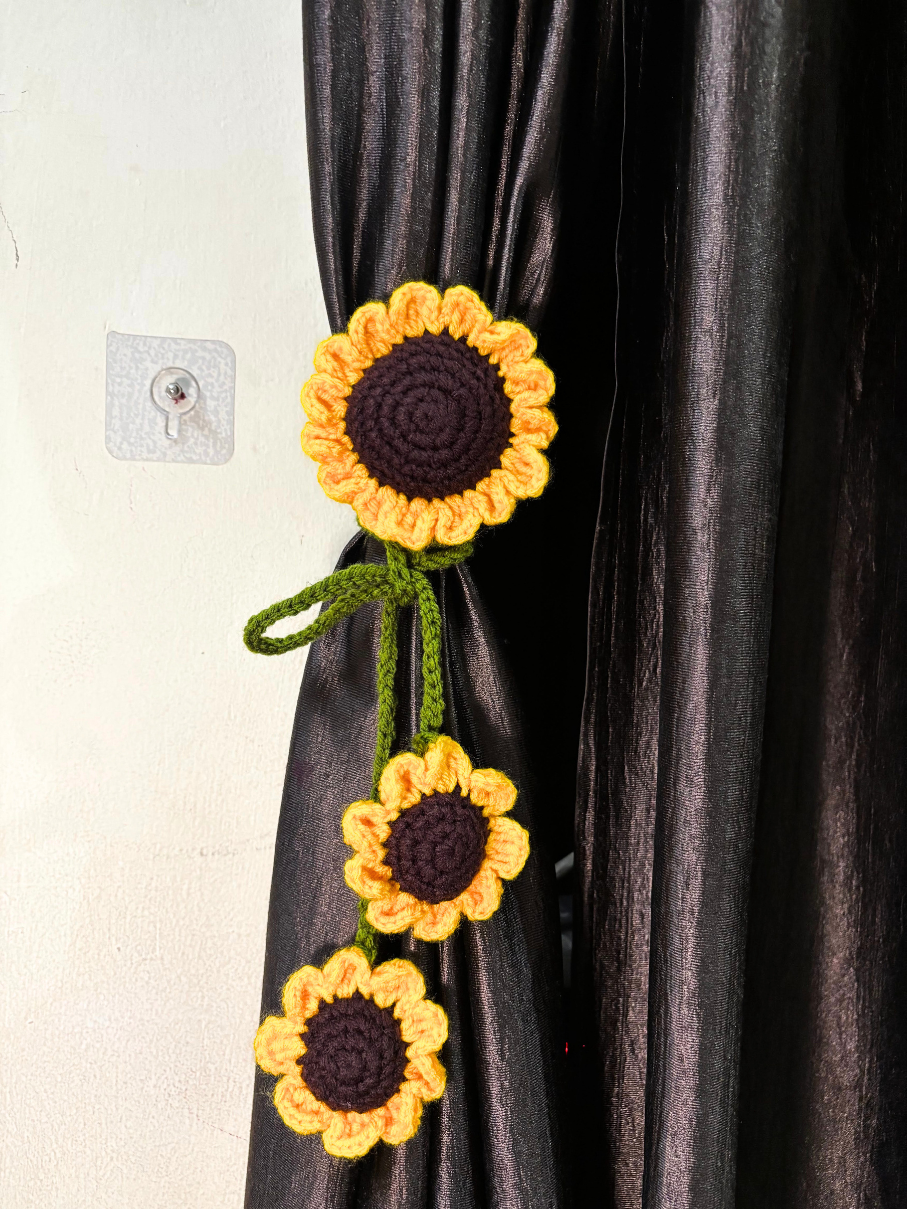 Sunflower Curtain Holder
